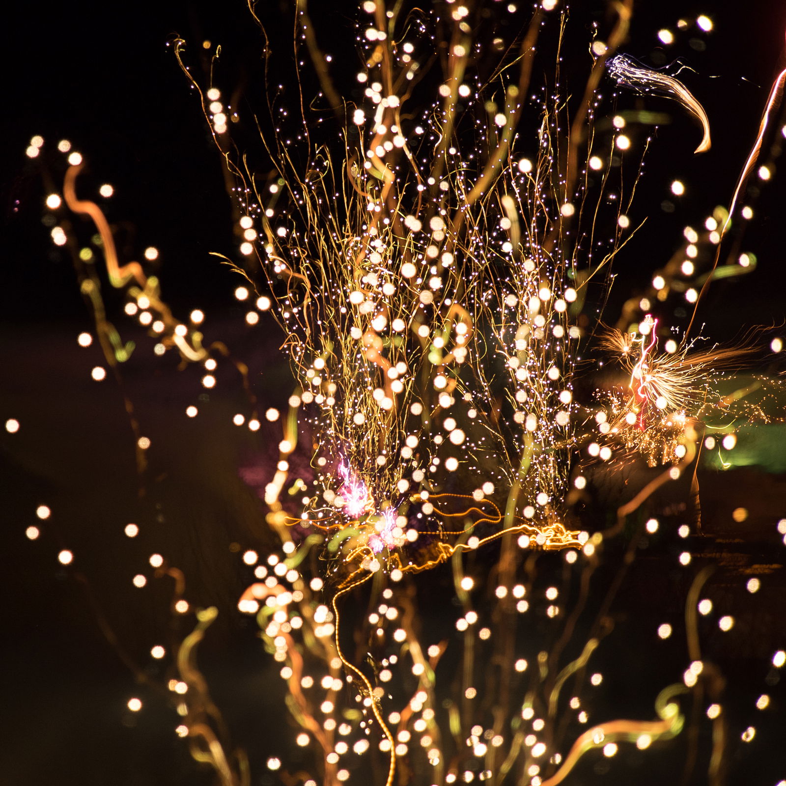 Sparks - Metaphor: Bioinformatician salary Germany