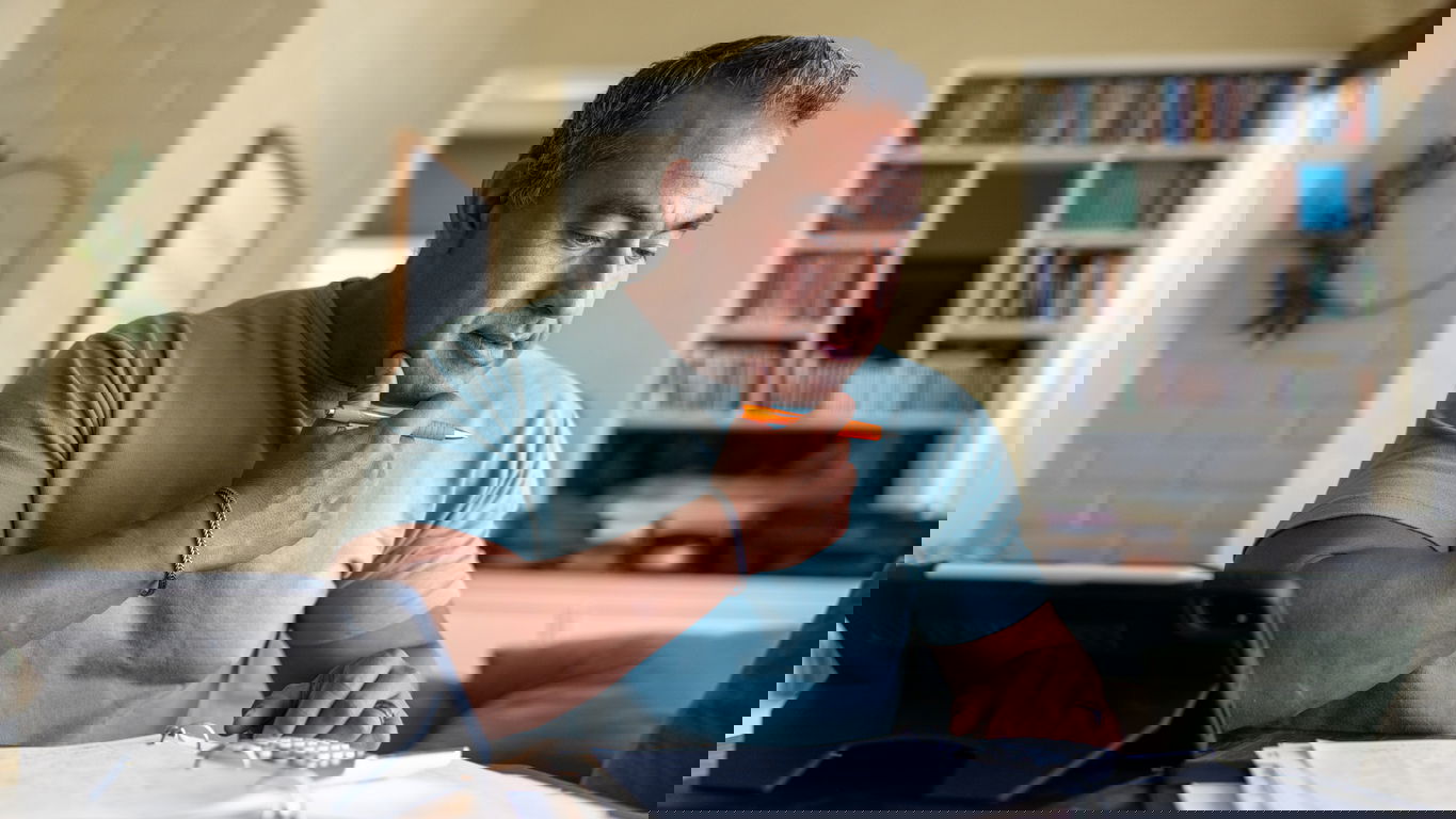 tax-germany.jpg A male working on his tax declaration