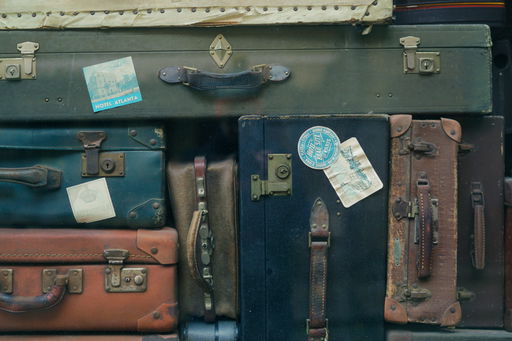 working-in-germany.jpg Luggage - Metaphor: Working in Germany
