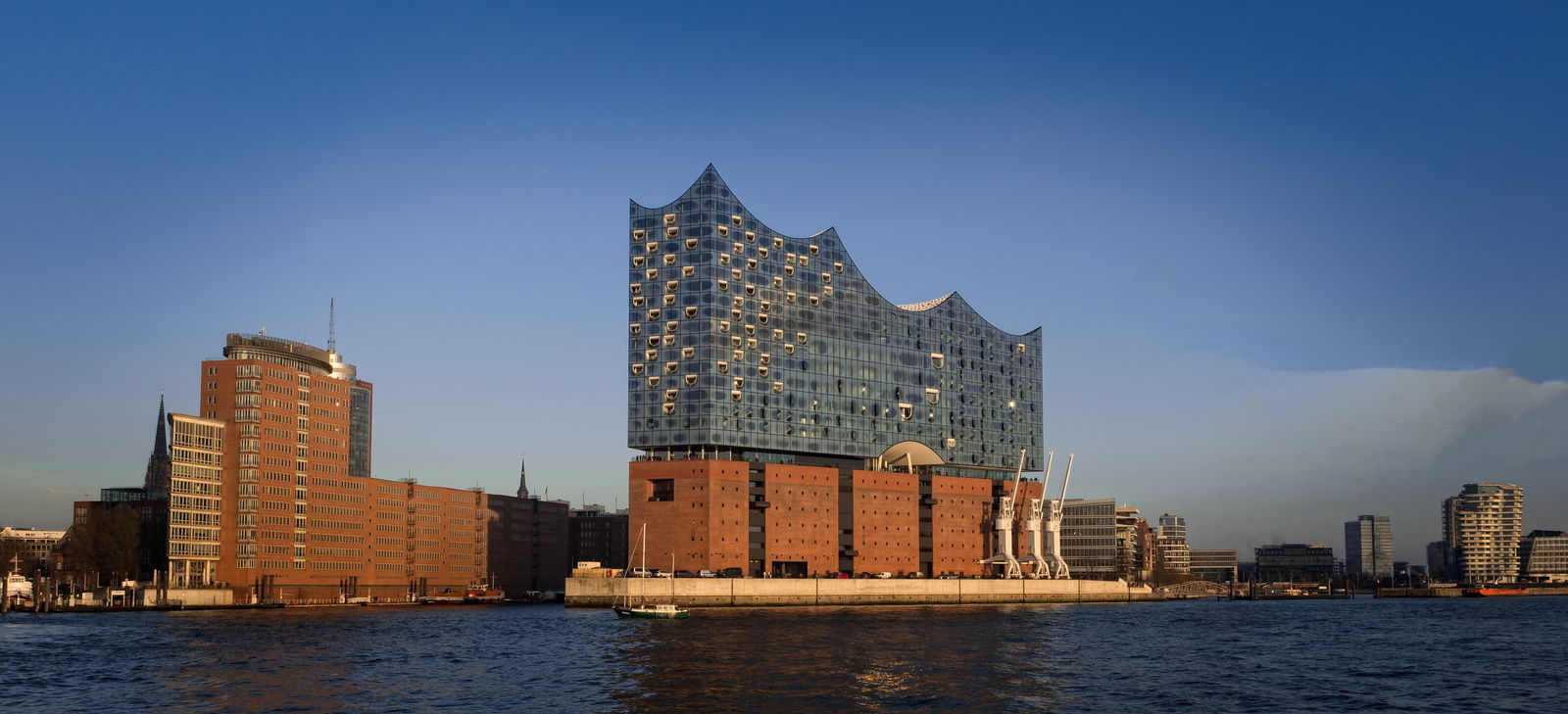 Elbphilharmonie - Metaphor: Working in Hamburg